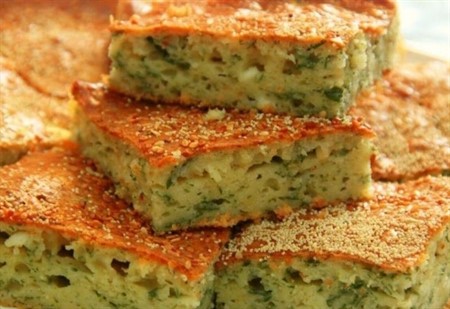 PEYNİRLİ YEŞİL KEK